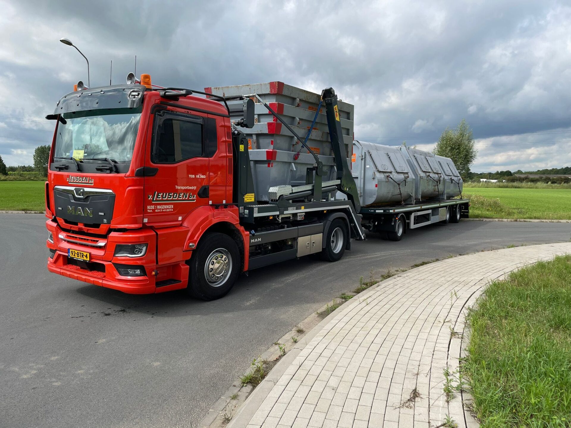 Truck Van Leusden Transport